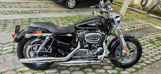 HARLEY-DAVIDSON SPORTSTER 1200 CUSTOM HARLEY-DAVIDSON SPORTSTER 1200 CUSTOM